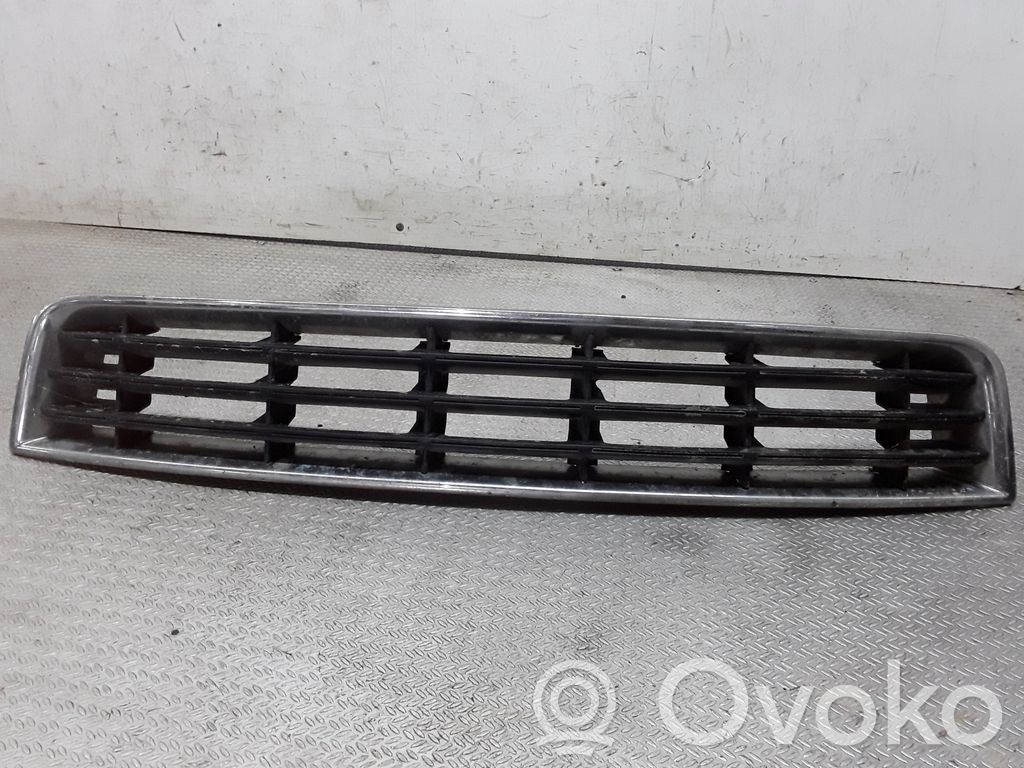Front bumper lower grill   4E0807953
