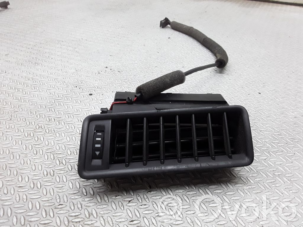 Audi A8 S8 D3 4E Luftausströmer Lüftungsdüse Luftdüse seitlich 