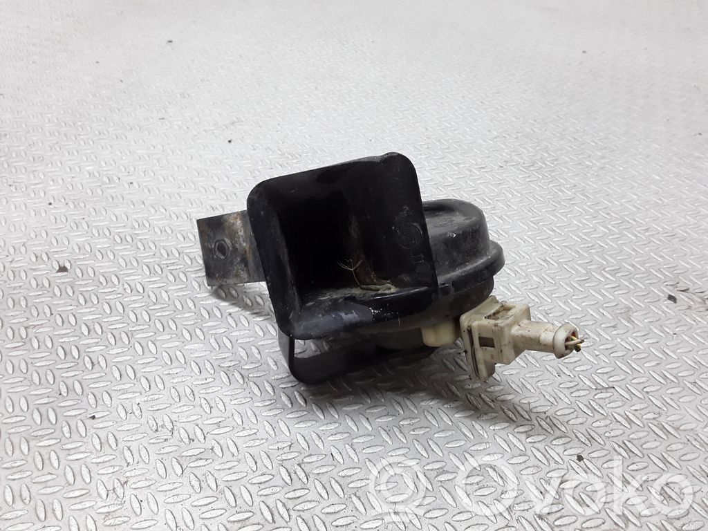 Audi A8 S8 D3 4E Horn signal 