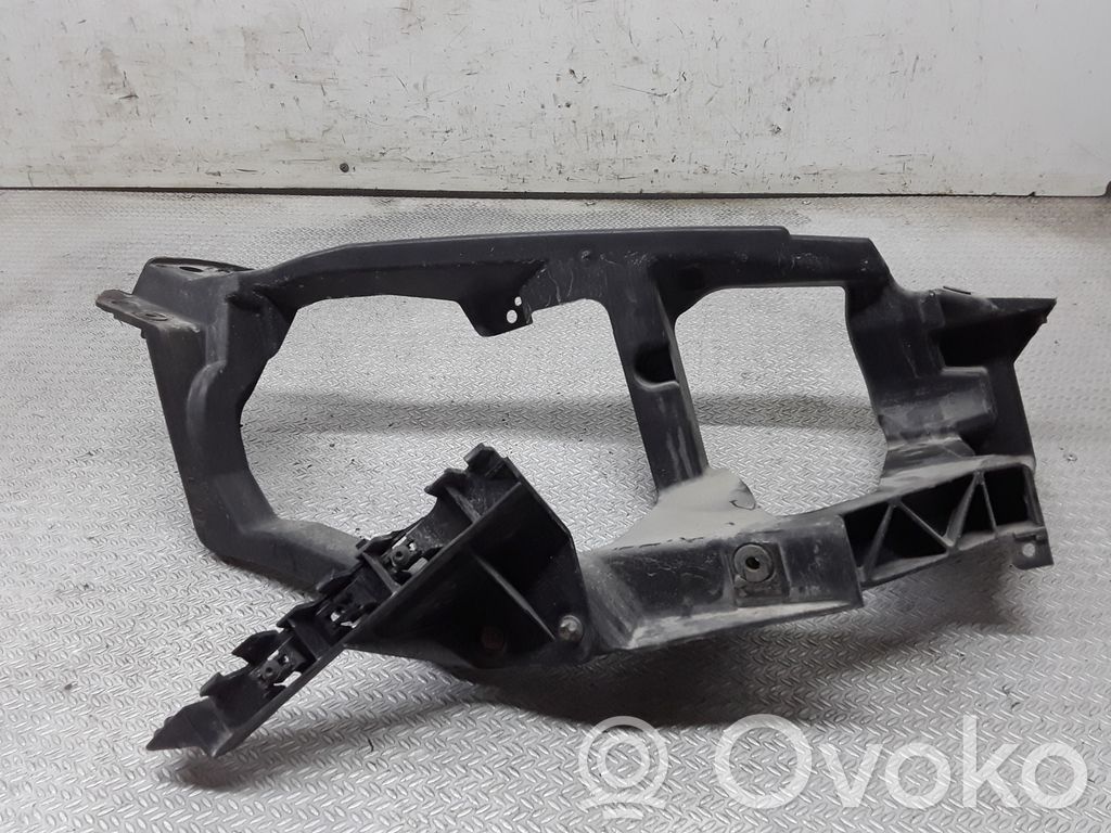 Mitsubishi Colt Headlight/headlamp mounting bracket 