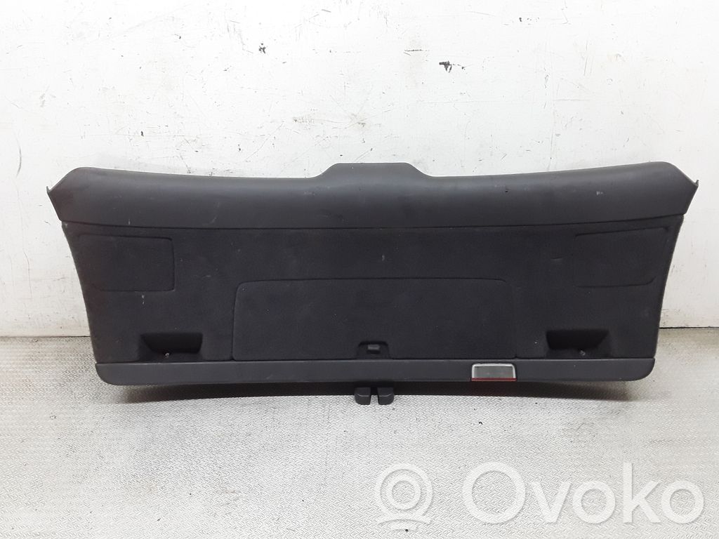 Audi A4 S4 B7 8E 8H Tailgate/boot cover trim set 