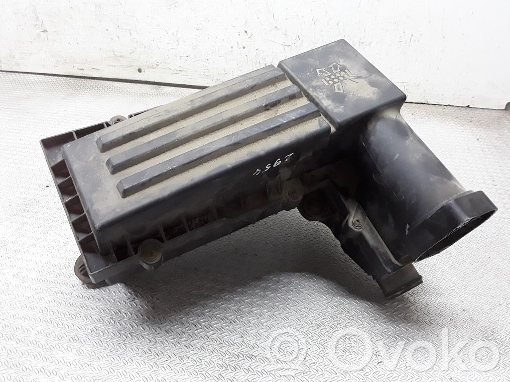 Volkswagen Touran I Obudowa filtra powietrza 
