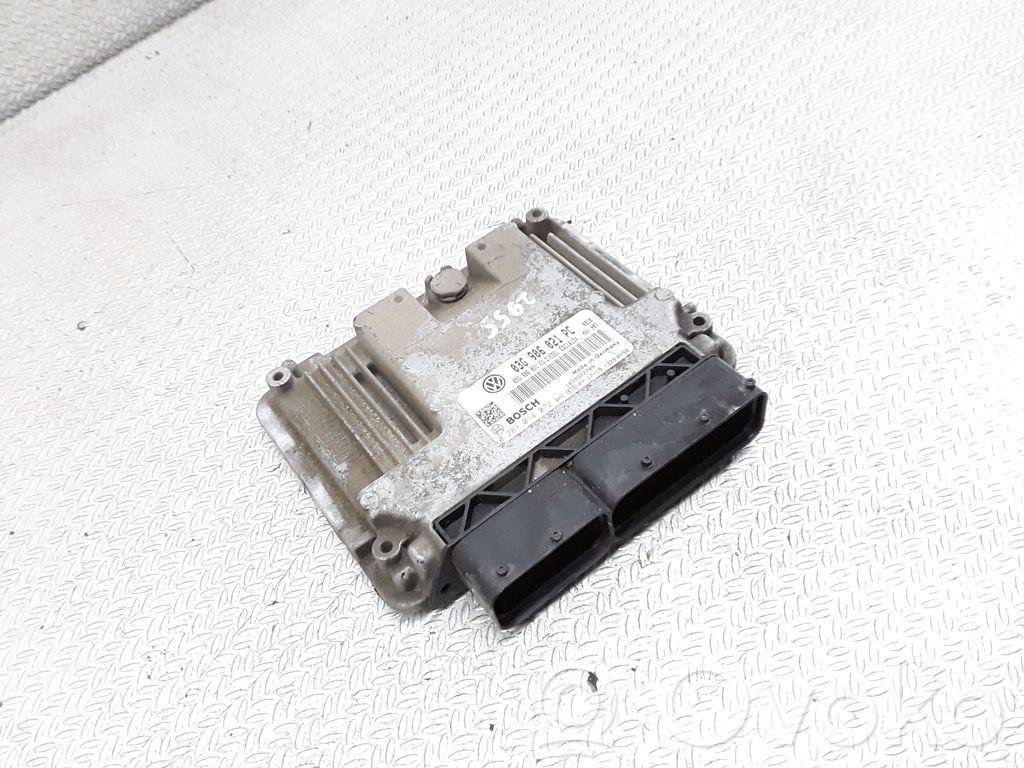 Volkswagen Caddy Engine control unit/module 