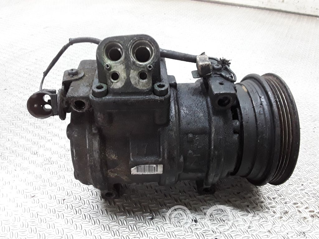 Ilmastointilaitteen kompressorin pumppu (A/C)   8390646
