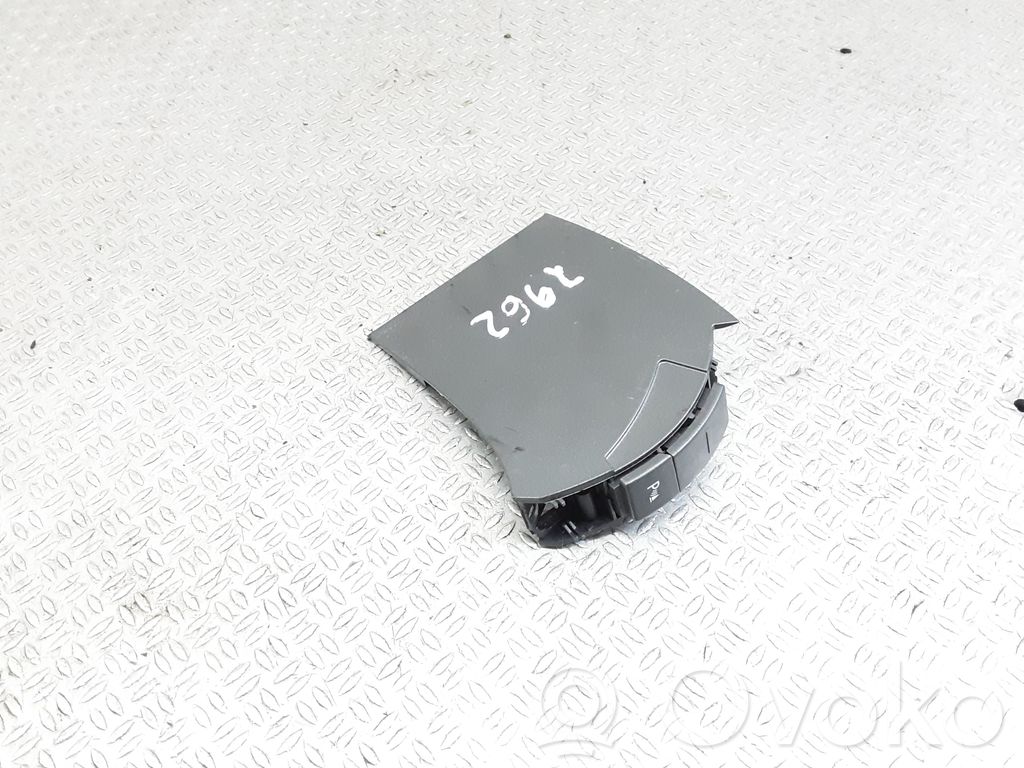 Comutator senzor parcare (PDC)   3D1959672D