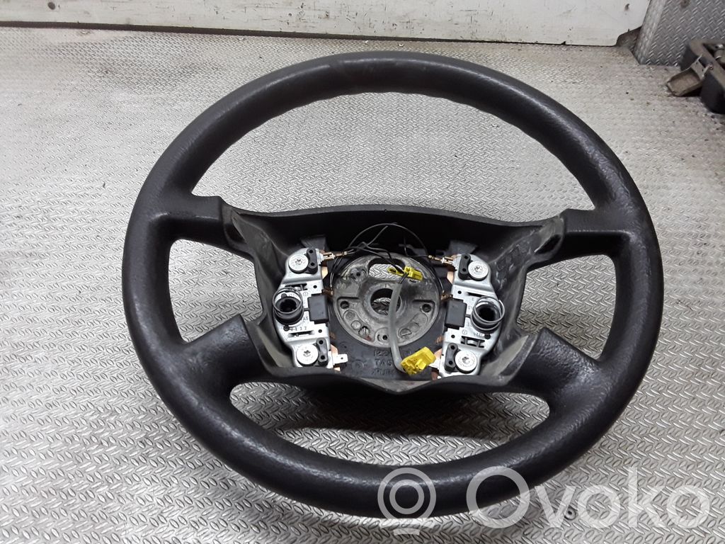 Skoda Fabia Mk1 (6Y) Ohjauspyörä 