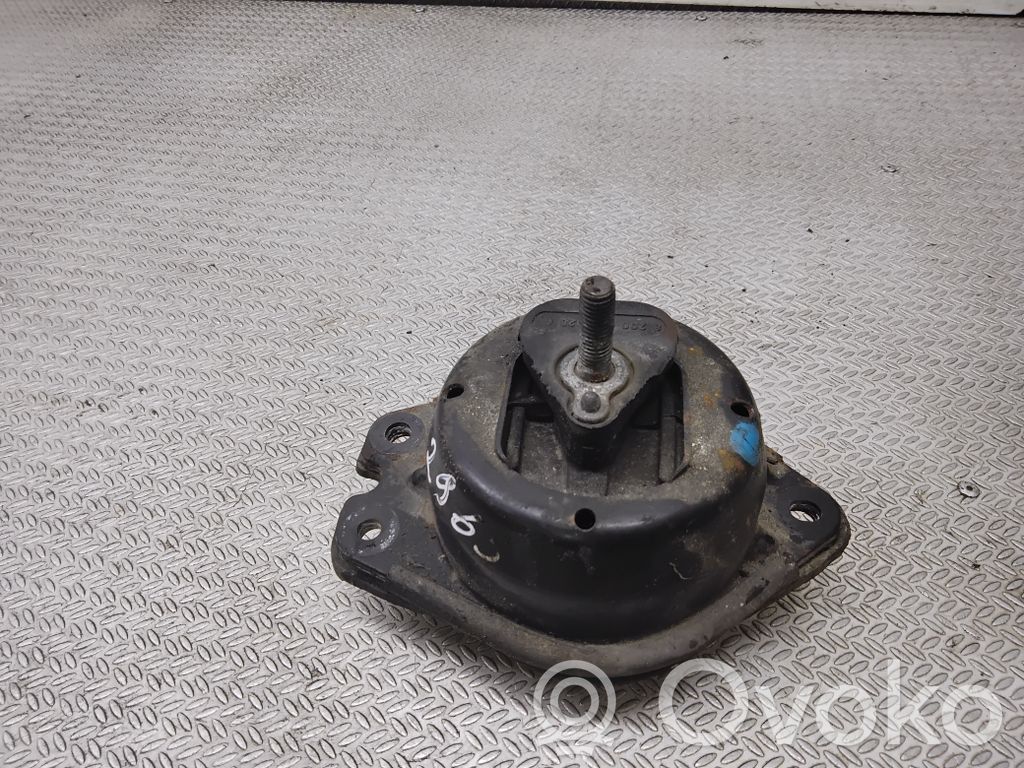 Renault Espace IV Engine mount bracket 