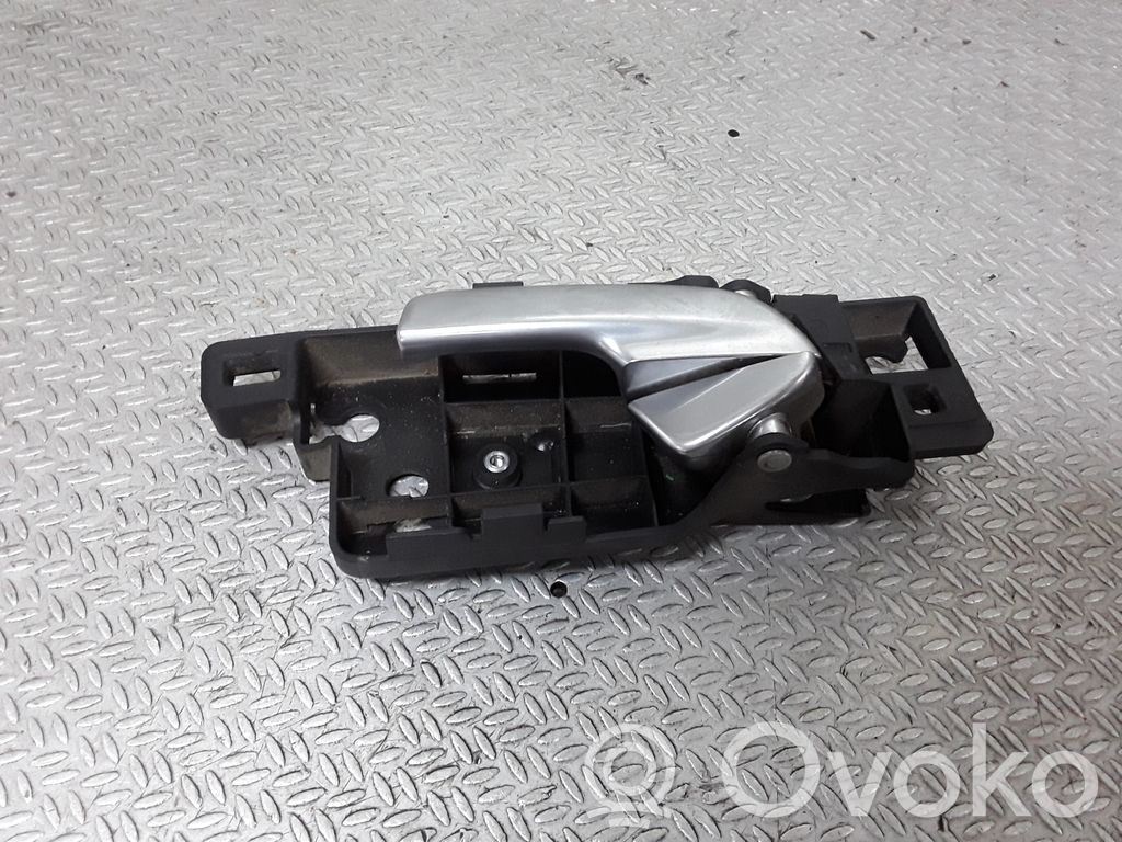 Ford Mondeo MK IV Manecilla interna puerta trasera 