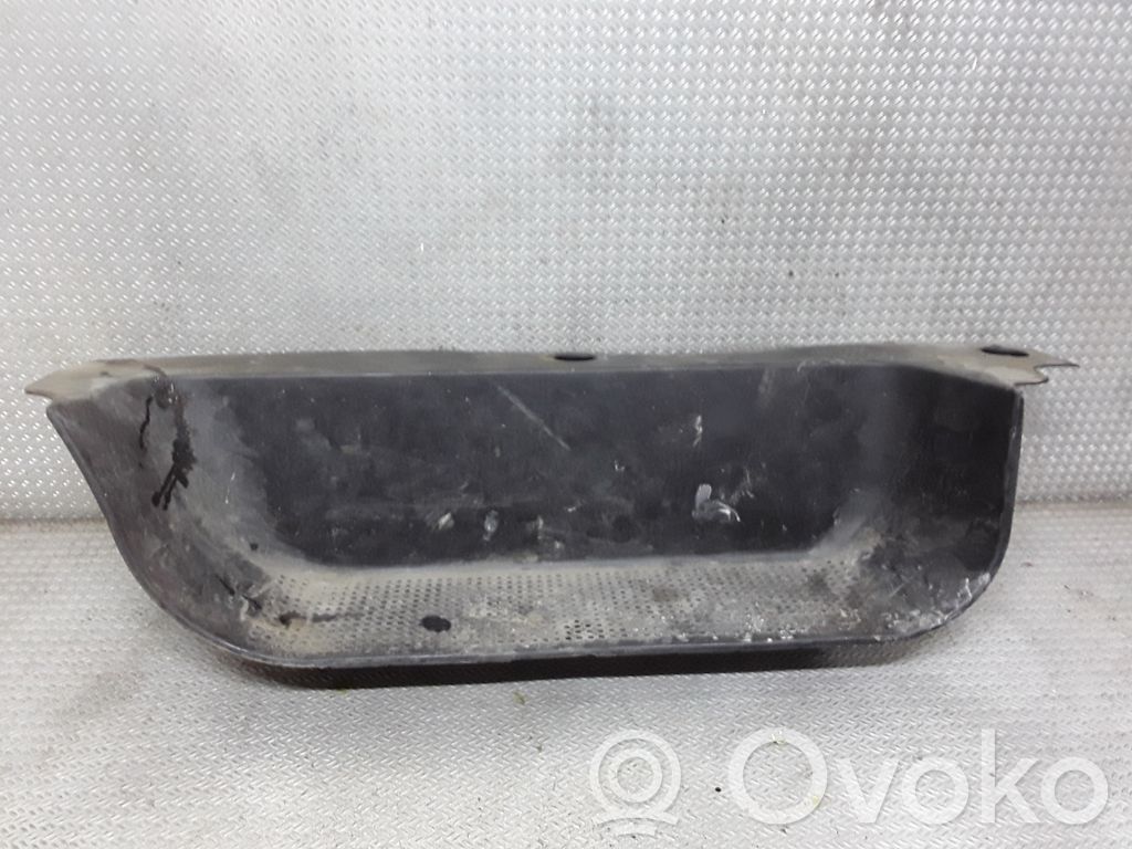 Nissan Primastar Moldura protectora del borde delantero 