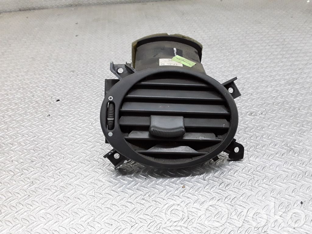 Dash center air vent grill   JBD100930