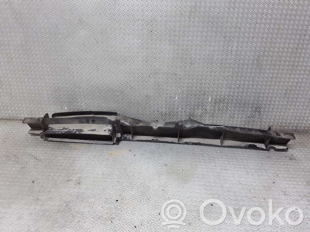Skoda Octavia Mk2 (1Z) Ilmanoton kanavan osa 