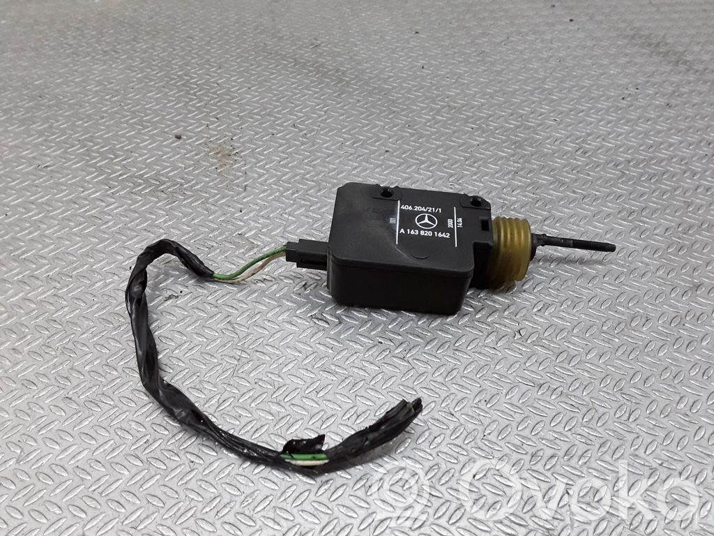Mercedes-Benz ML W163 Motor blocare bușon rezervor combustibil 