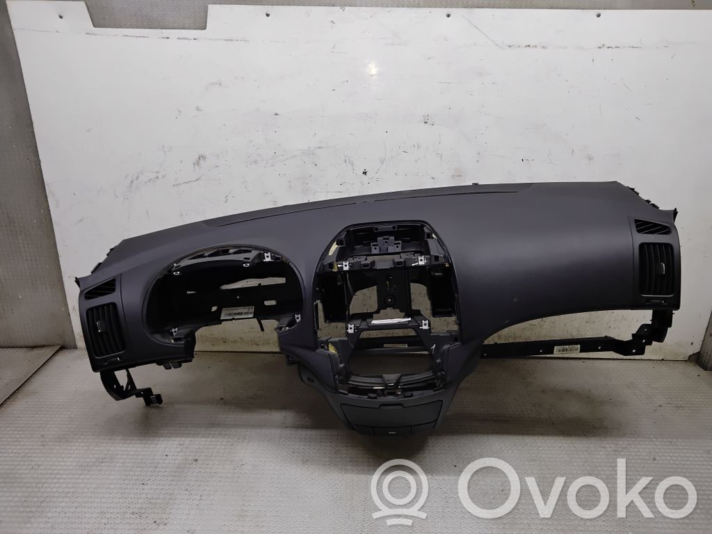 Hyundai i30 Deska rozdzielcza 