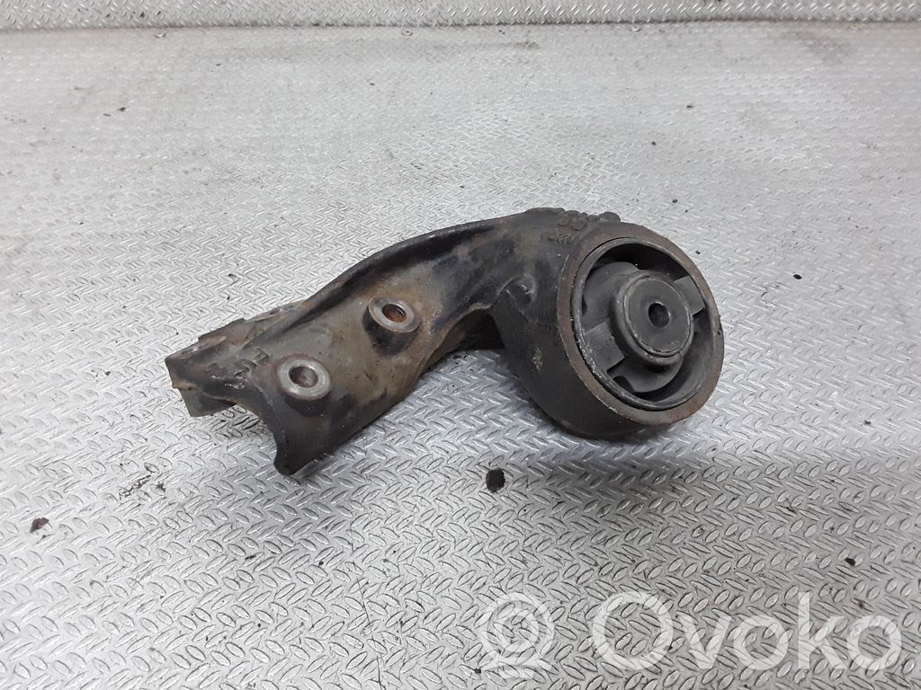 Peugeot 406 Moottorin kiinnikekorvake 