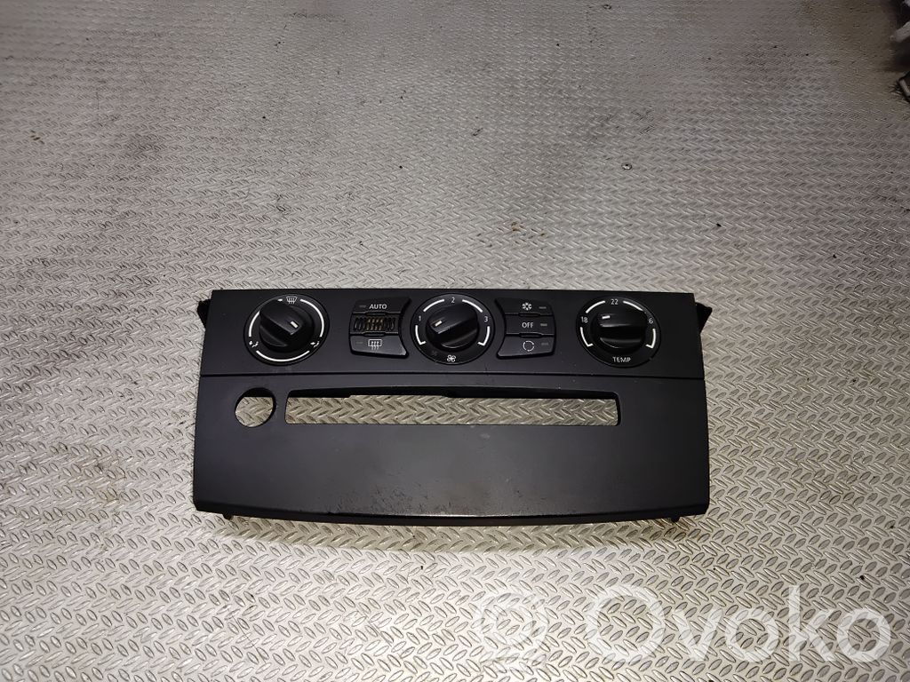 BMW 5 E60 E61 Climate control unit 