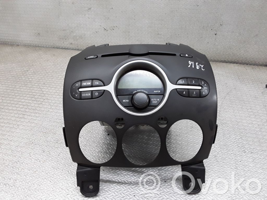 Mazda 2 Radio/CD/DVD/GPS head unit 