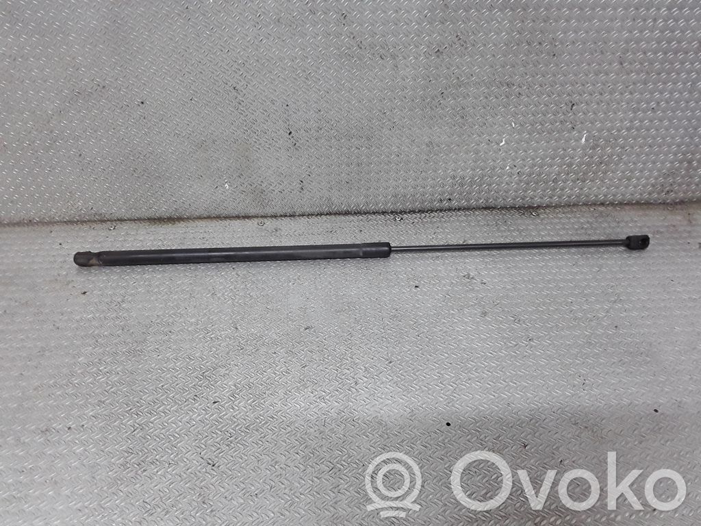 Volvo V50 Dzinēja pārsega amortizators 