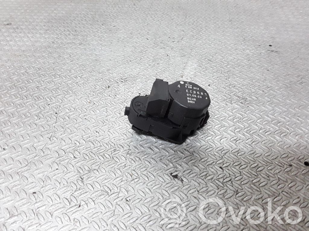 Oro sklendės varikliukas   69303019