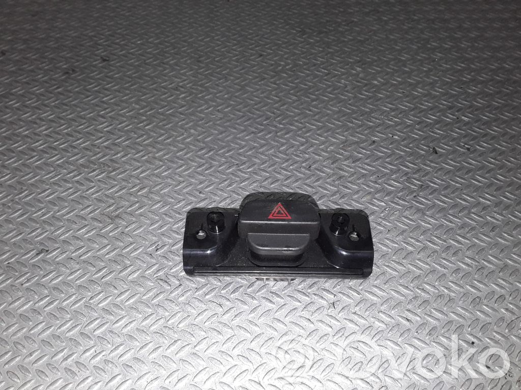 Ford Fiesta Hazard light switch 