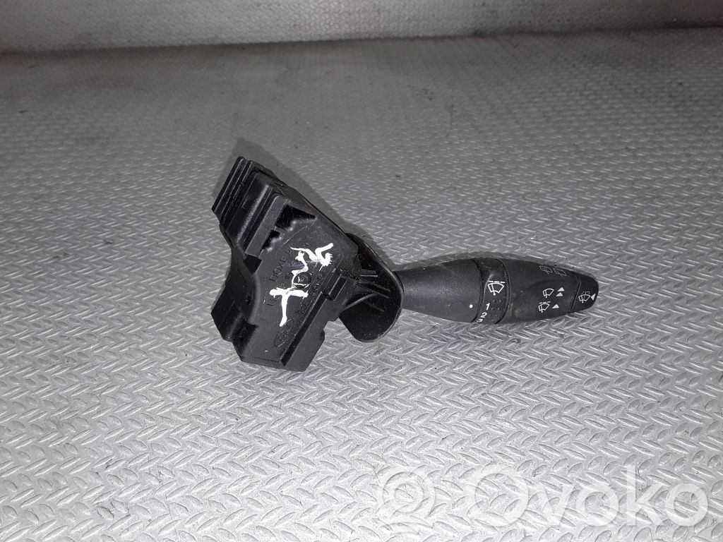 Ford Fiesta Wiper control stalk 