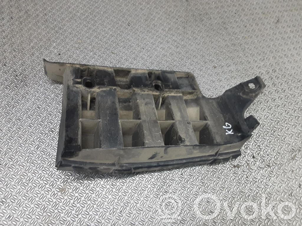 Rear bumper mounting bracket   4F5807897B