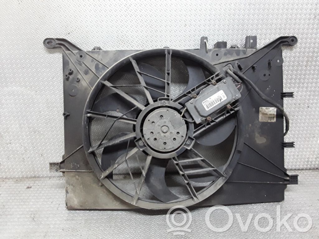 Elektrinis radiatorių ventiliatorius   30680512