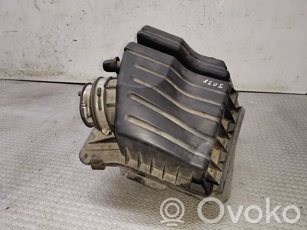 Chrysler Voyager Air filter box 