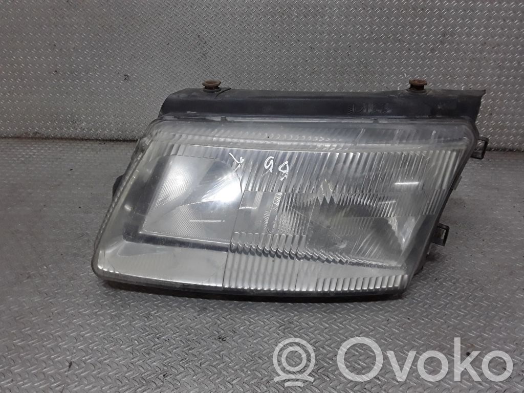 Headlight/headlamp   205080B