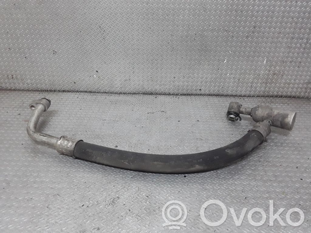 Dodge Journey Ilmastointilaitteen putki (A/C) 