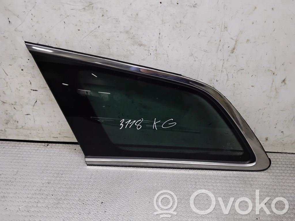 Mazda CX-7 Geam lateral spate 