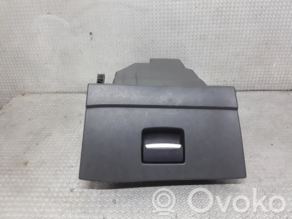 Ford Mondeo MK IV Juego guantera 