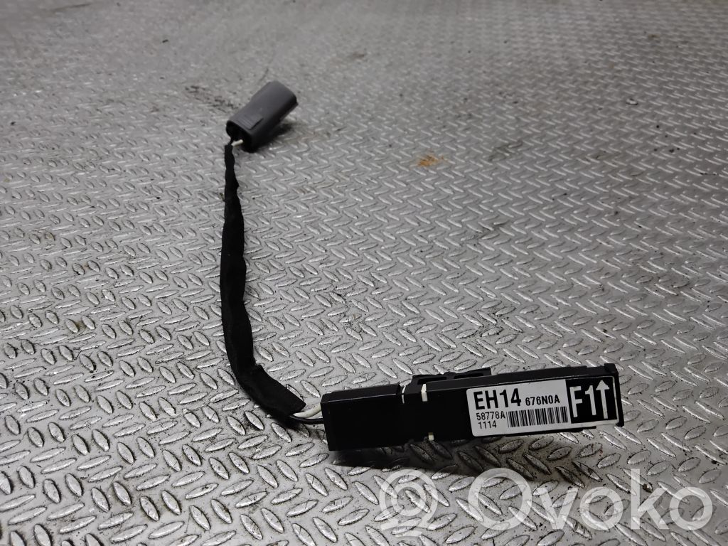 Mazda CX-7 Antenne intérieure accès confort 