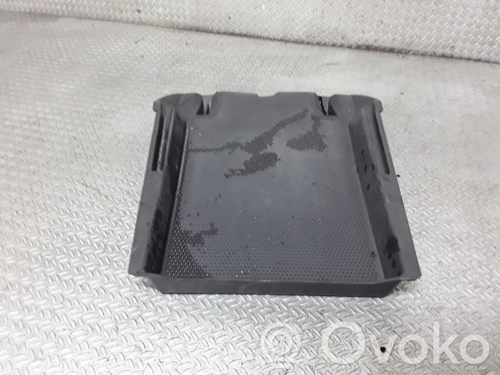 Volvo V50 Pad cutie mănuși 