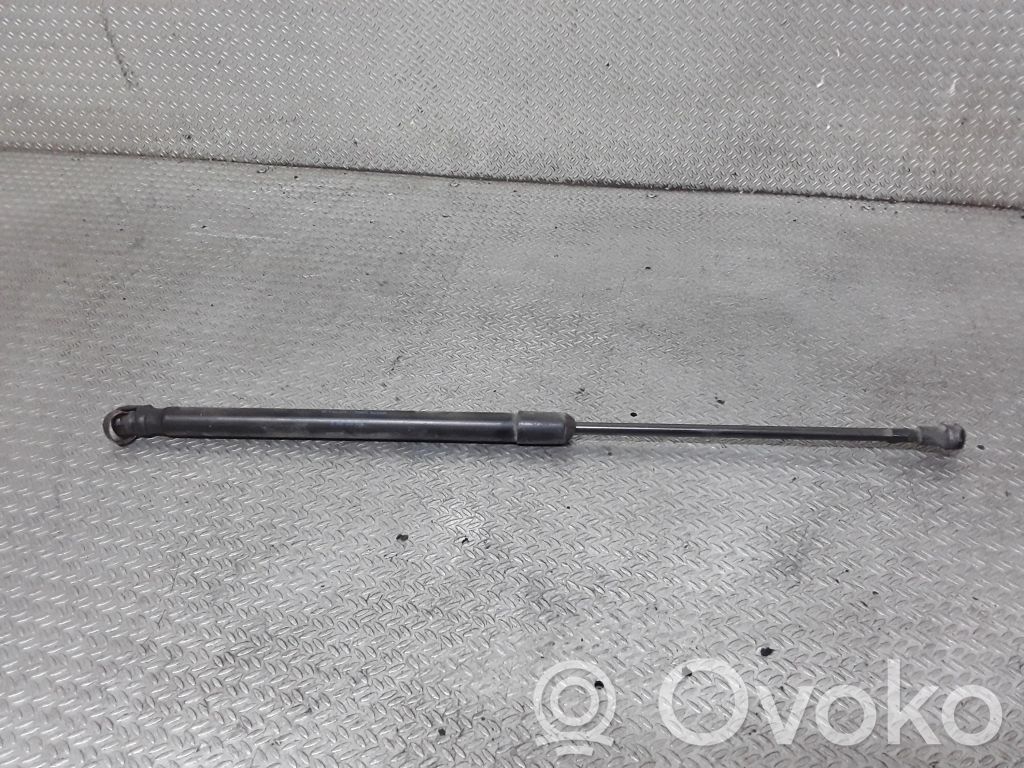 Volkswagen Polo Amortyzator klapy tylnej bagażnika 
