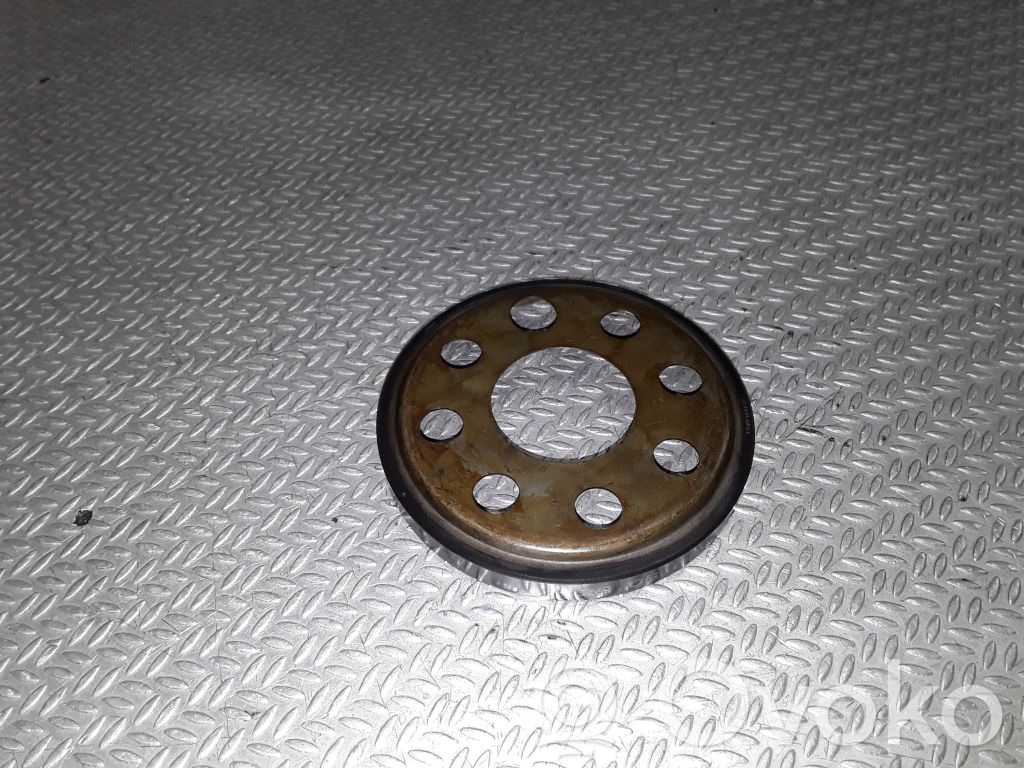 BMW 5 E60 E61 Kampiakselin asentopyörä 