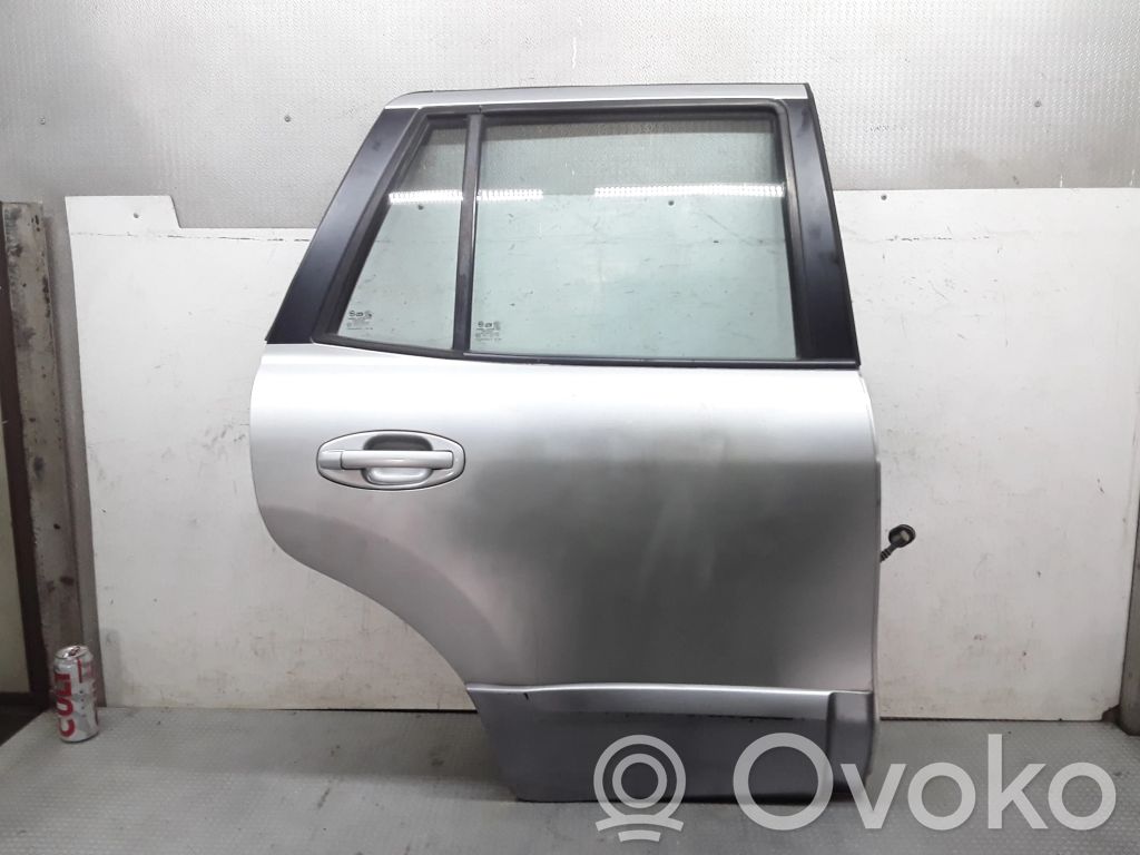 Rear door