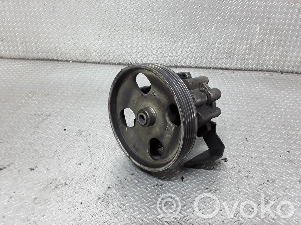 Peugeot 806 Power steering pump 