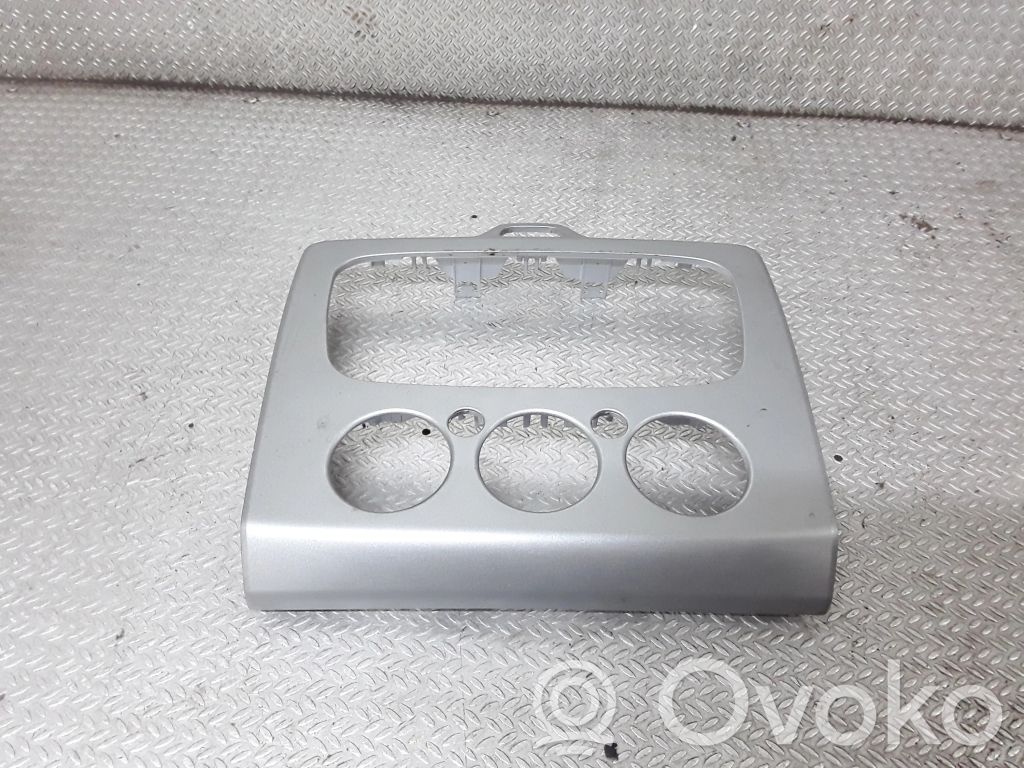 Climate control/heater control trim   7M5118522A