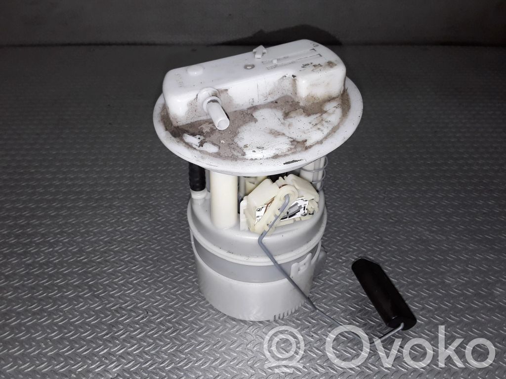 Bomba interna de combustible   8200683207