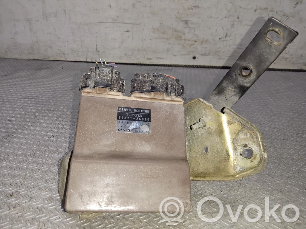 Toyota Avensis Verso Fuel injection control unit/module 