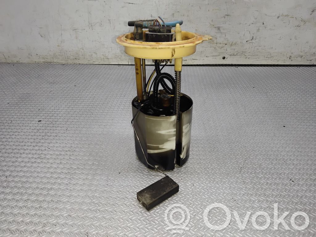 Skoda Octavia Mk2 (1Z) Bomba interna de combustible 