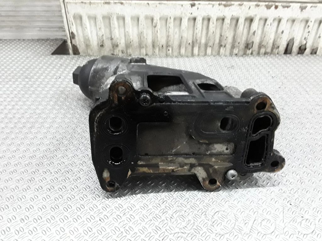 BMW 5 E60 E61 Oil filter mounting bracket 