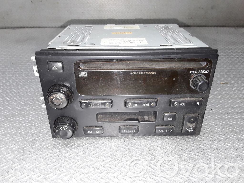Radio/CD/DVD/GPS-pääyksikkö