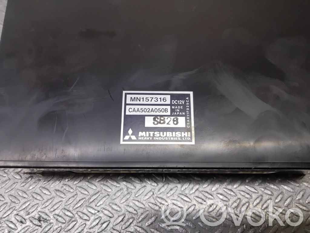 Mitsubishi Grandis Unidad de control climatización 