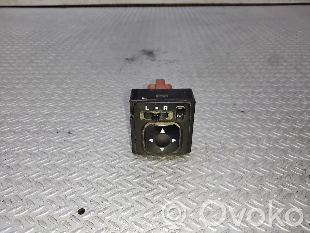 Mitsubishi Grandis Interruttore specchietto retrovisore 