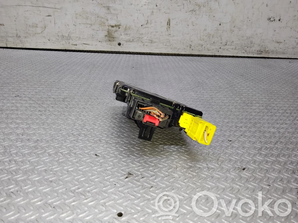 Ohjaustehostimen ohjainlaite/moduuli   1K0953549A,05113513