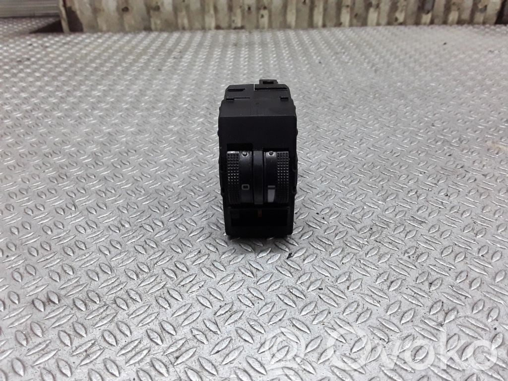 Audi A3 S3 8L Headlight level height control switch 
