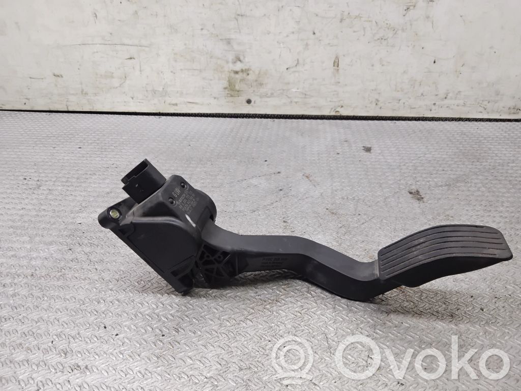 Citroen C4 I Pedał gazu / przyspieszenia 