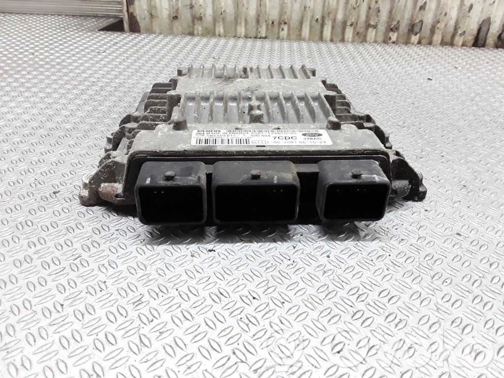 Ford Fiesta Engine control unit/module 
