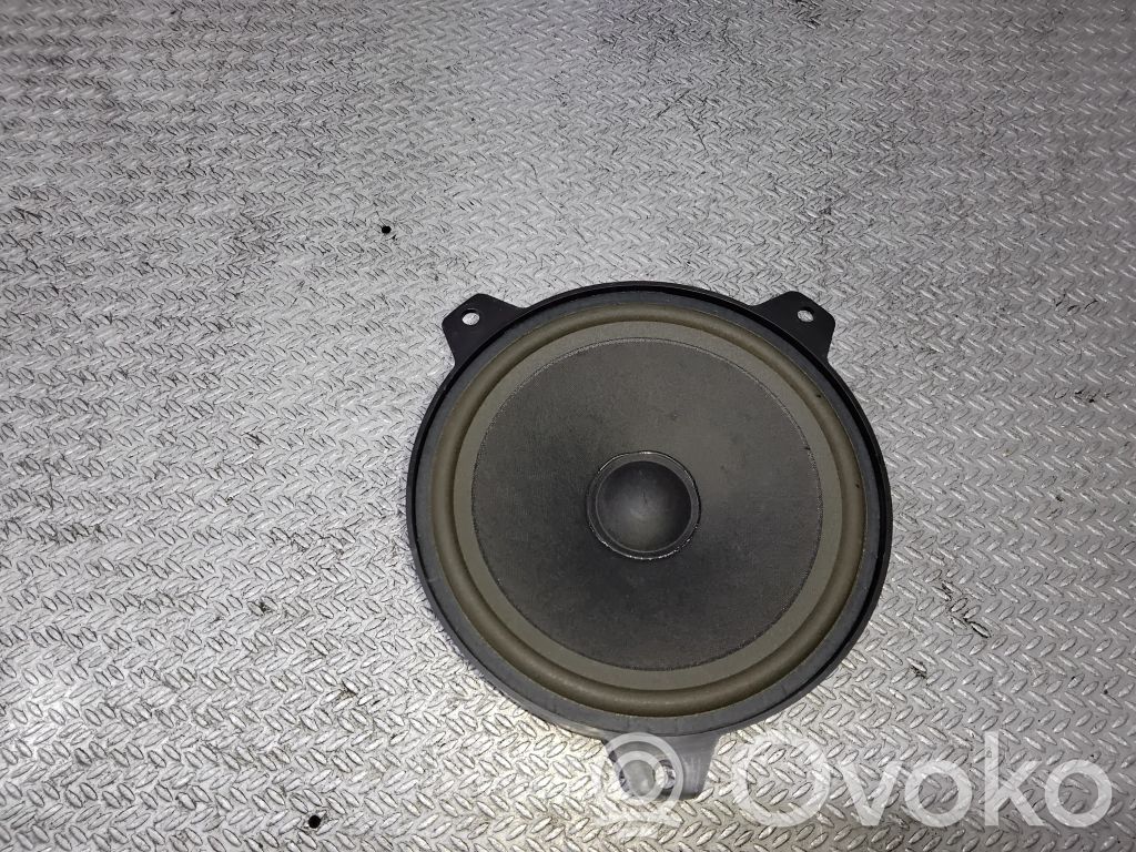 Rear door speaker   XQM101100